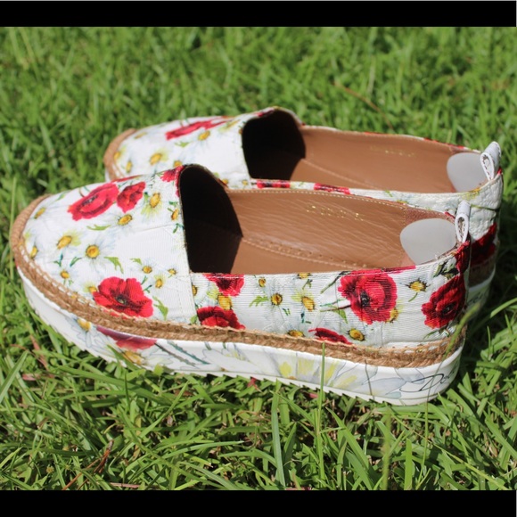 COPY - Dolce & Gabbana Poppy print espadrilles - Picture 2 of 9